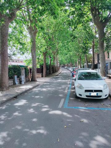 Garage or car box in Via Guglielmo Marconi  28, Sutri - Photo 1