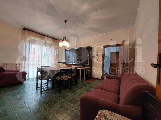 4-room flat in Via Aldo Moro  17, Tortoreto - Photo 1