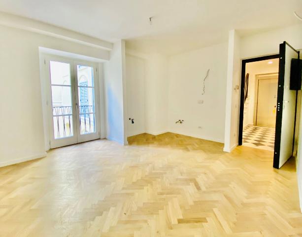 2-room flat in Via Aurelio Saffi 71-77, Albano Laziale - Photo 1