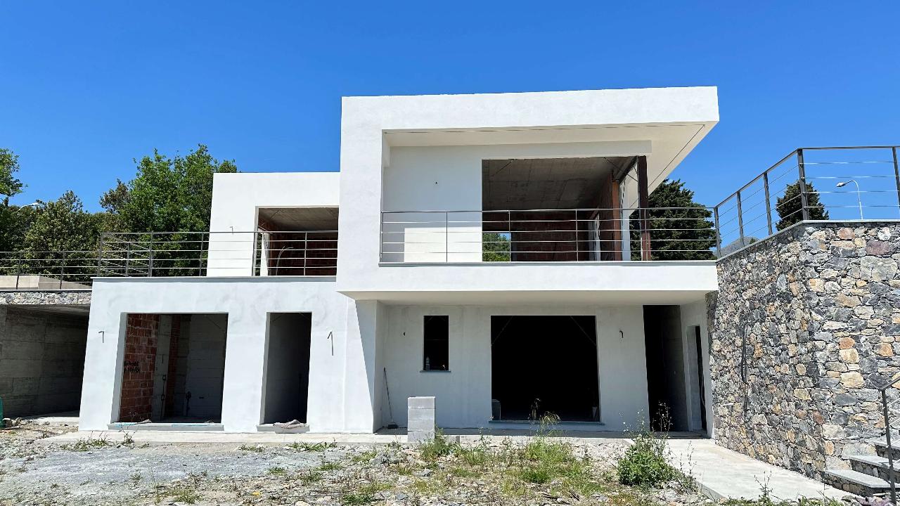 Villa unifamiliare in vendita a Varazze