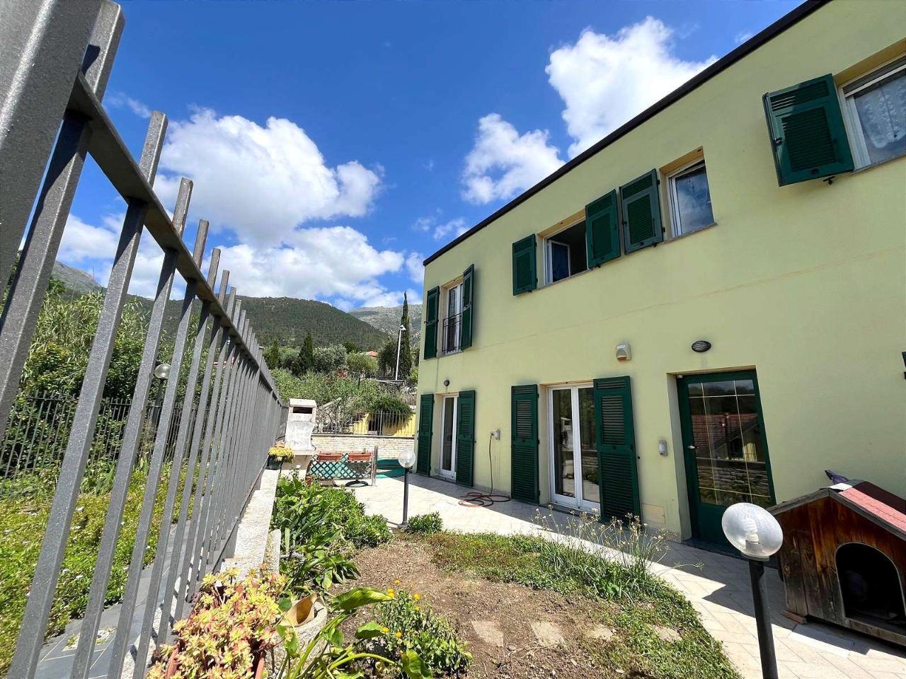 Villa a schiera in vendita a Cogoleto