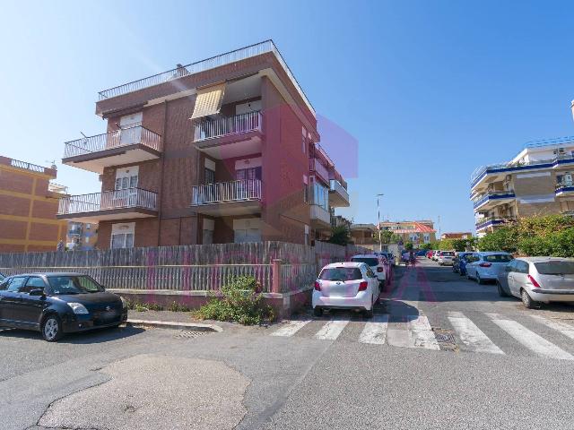 Penthouse in Via Ginevra, Pomezia - Foto 1