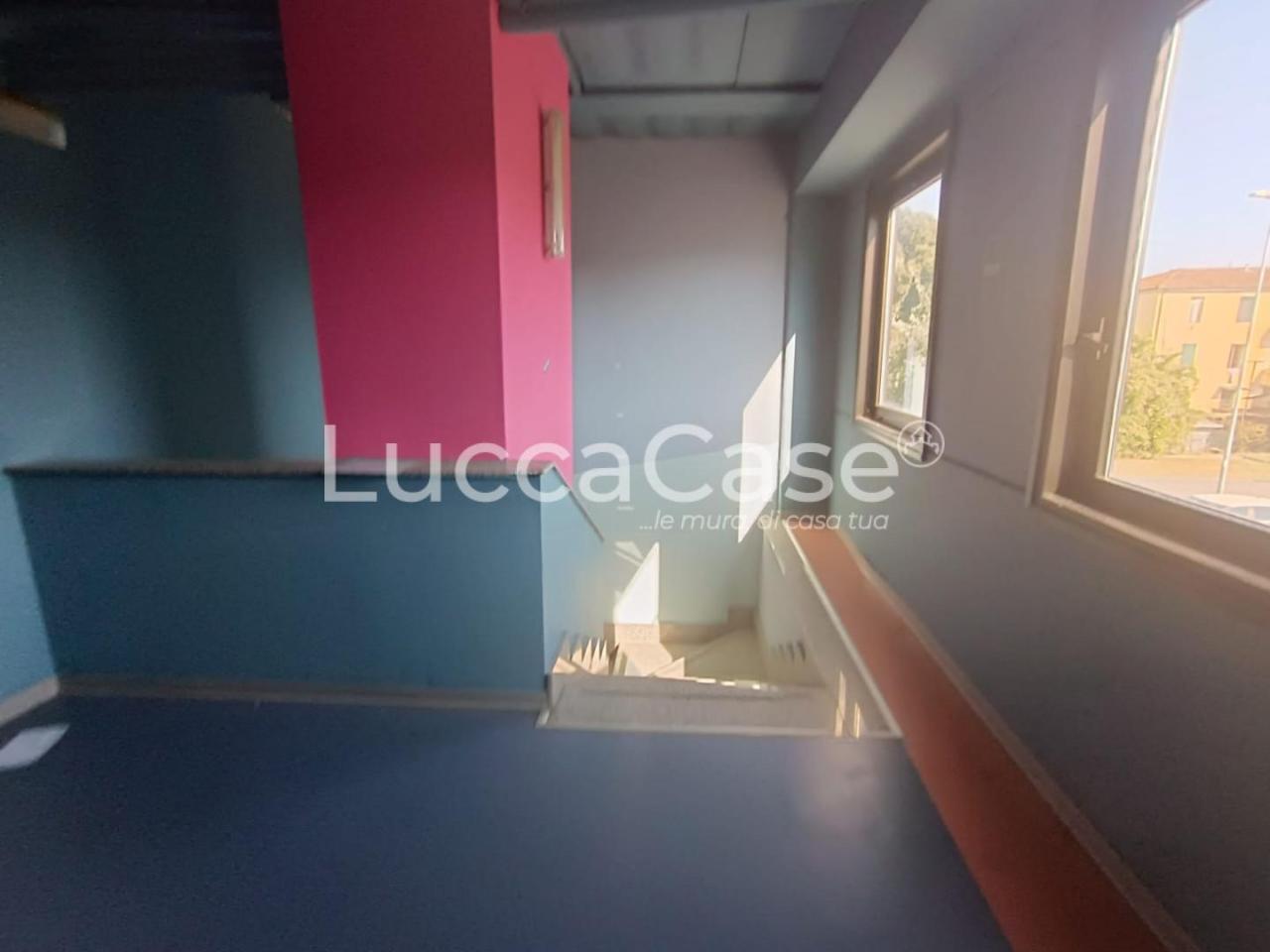 Ufficio in Artiri delle Foibe 55100, Lucca, {3} - Foto 1