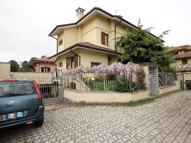 Mansion in {3}, Via San Martino 58 - Photo 1