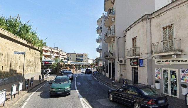 Shop in Corso Nicola Terracciano, Pozzuoli - Photo 1