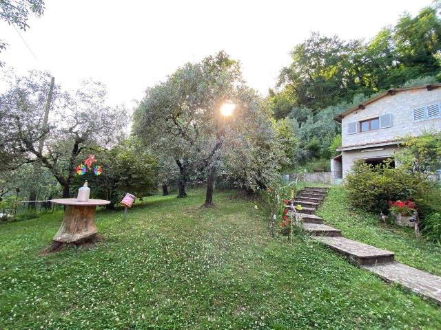 Country house or cottage in Via Biglio, Marliana - Photo 1