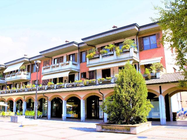 Appartamento in Piazza Enrico Berlinguer, Paullo - Foto 1