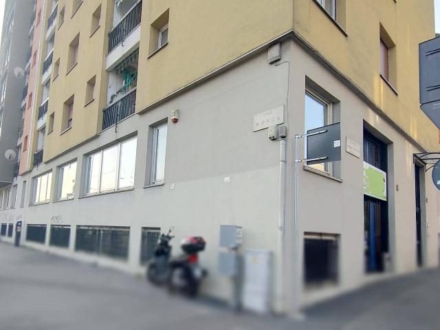 Gemeinschaftsbüro in Via Giovanni Livraghi 1, Milano - Foto 1