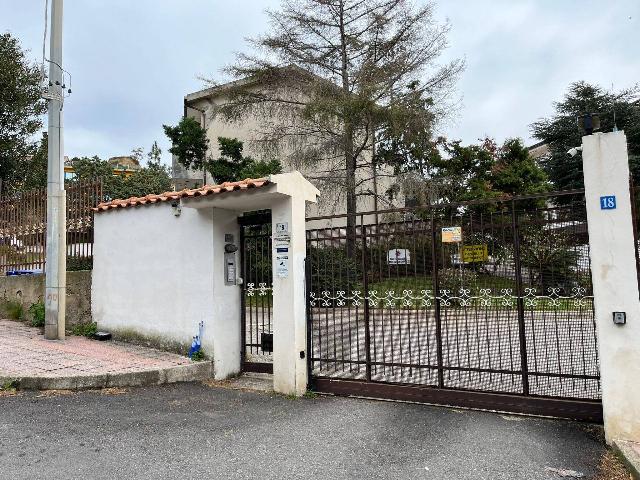 Villa a schiera in Via Antonio Consiglio, Messina - Foto 1