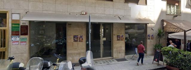 Geschäft in Via Mariano Stabile 147, Palermo - Foto 1