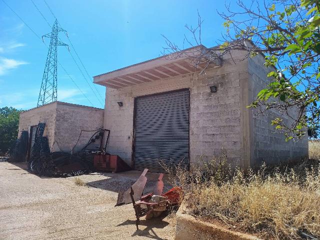 Boxen in Strada Comunale Lama del Fragnaro, Polignano a Mare - Foto 1