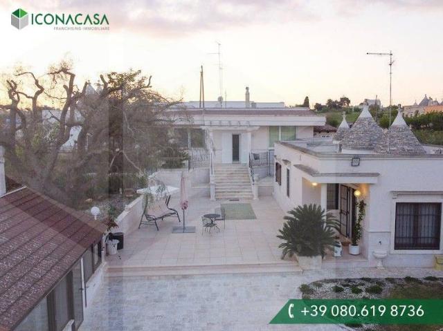 Villa in Strada Cisternino Zona M 185, Martina Franca - Foto 1