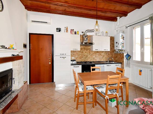 2-room flat in {3}, Viale Carso 11 - Photo 1