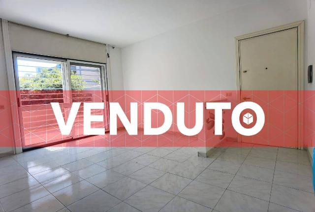 3-room flat in Via Padre Pio da Pietrelcina, Bitritto - Photo 1