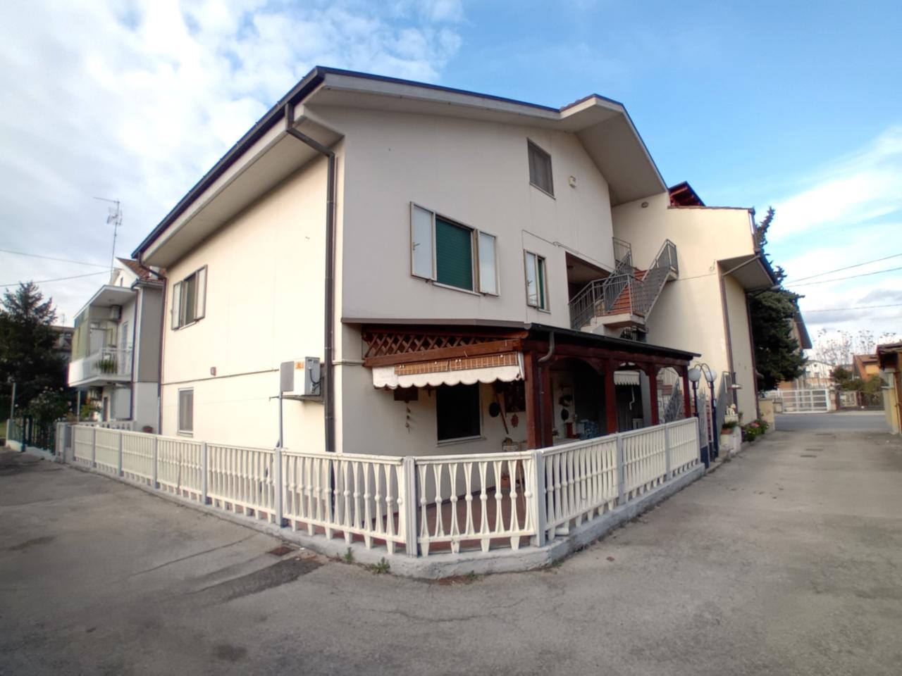 appartamento in vendita a Chieti in zona Brecciarola