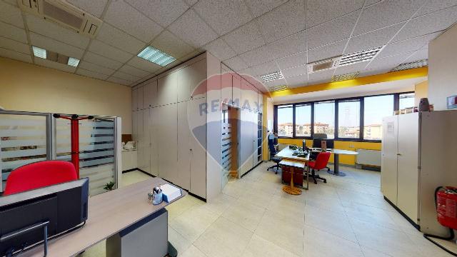 Office in Viale Lombardia 218, Brugherio - Photo 1