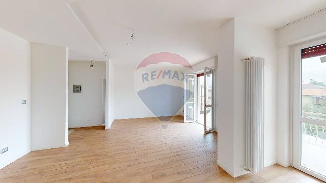 3-room flat in Via Verdi 8, Cernusco sul Naviglio - Photo 1