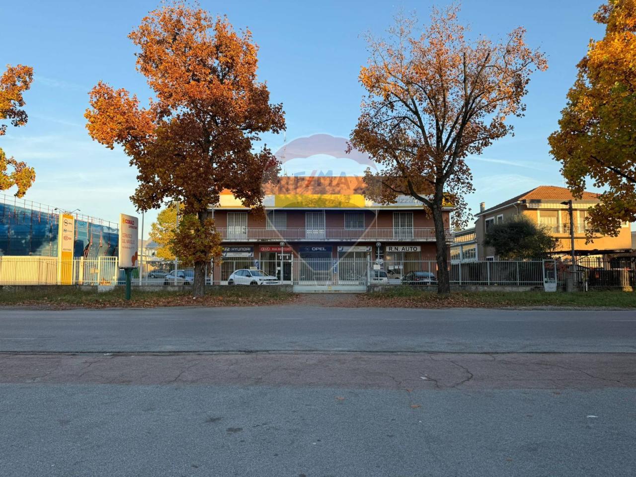 Negozio in Via Torino 7, Cernusco Sul Naviglio, {3} - Foto 1