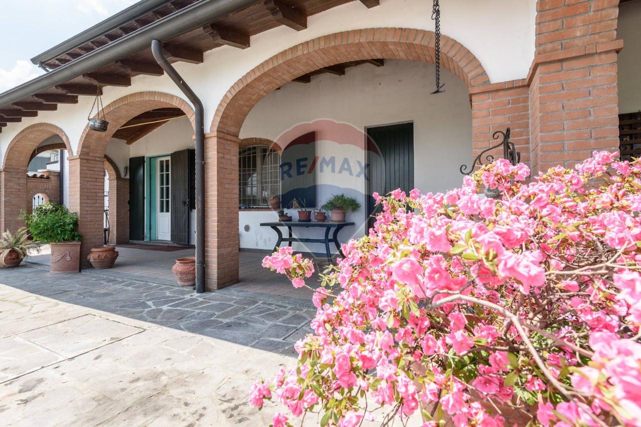 Villa in vendita a Viadana