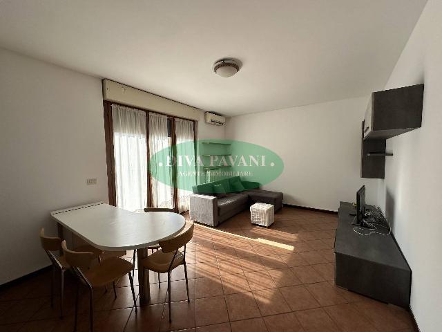 2-room flat in Via Bruxelles, San Donato Milanese - Photo 1