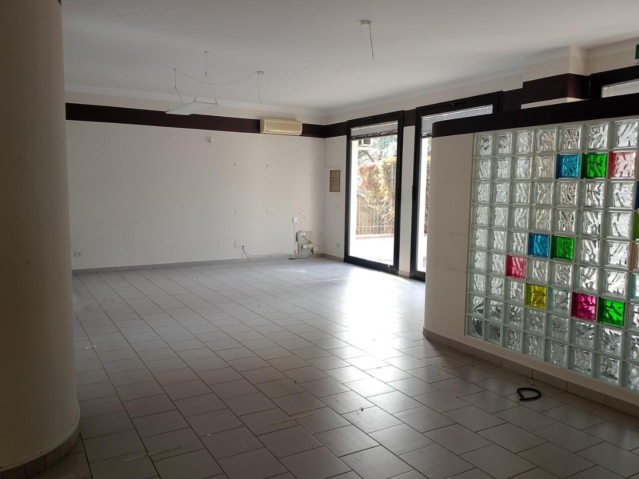 Ufficio in Alfredo Pulidori 50053, Empoli, {3} - Foto 2