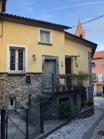 Terraced house in Via Vittorio Alfieri 2, Fosdinovo - Photo 1