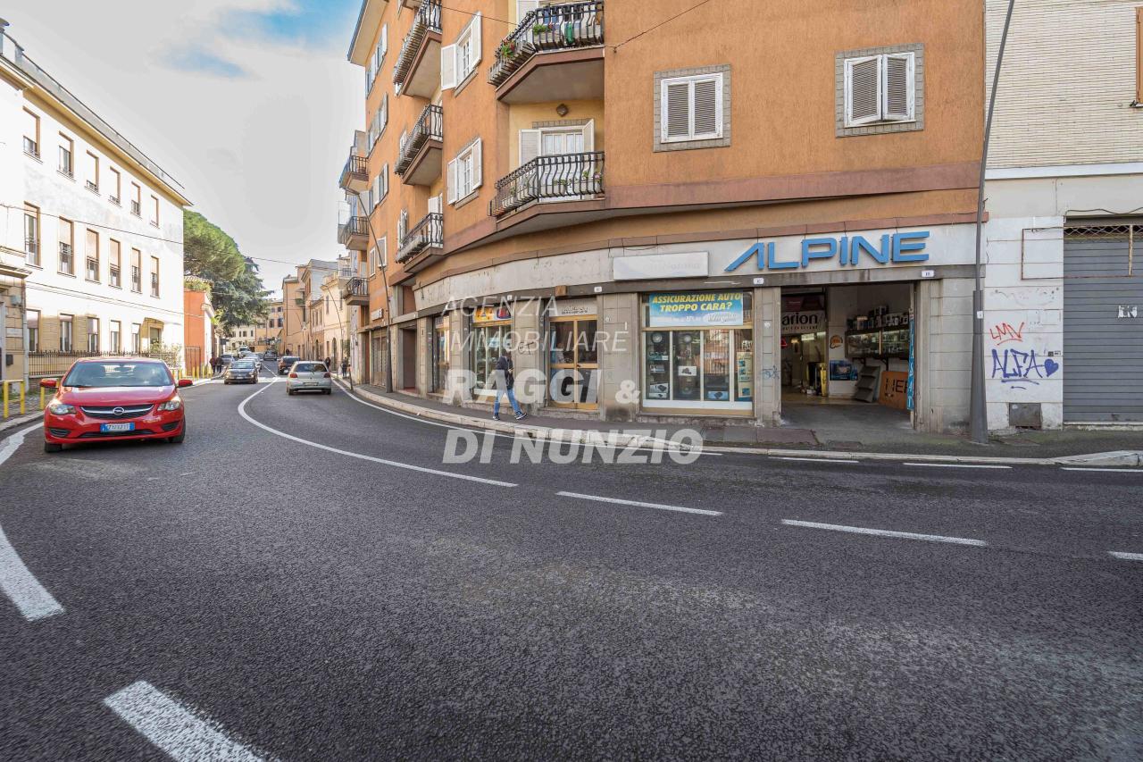 Negozio in Via Luciano Manara, Frascati, {3} - Foto 2