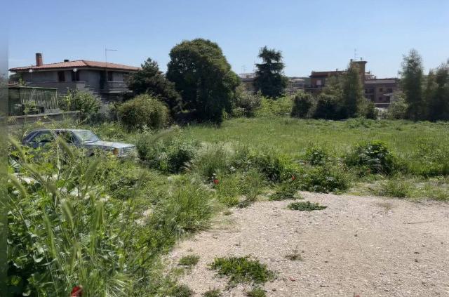 Agricultural land in Via Ortucchio, Roma - Photo 1