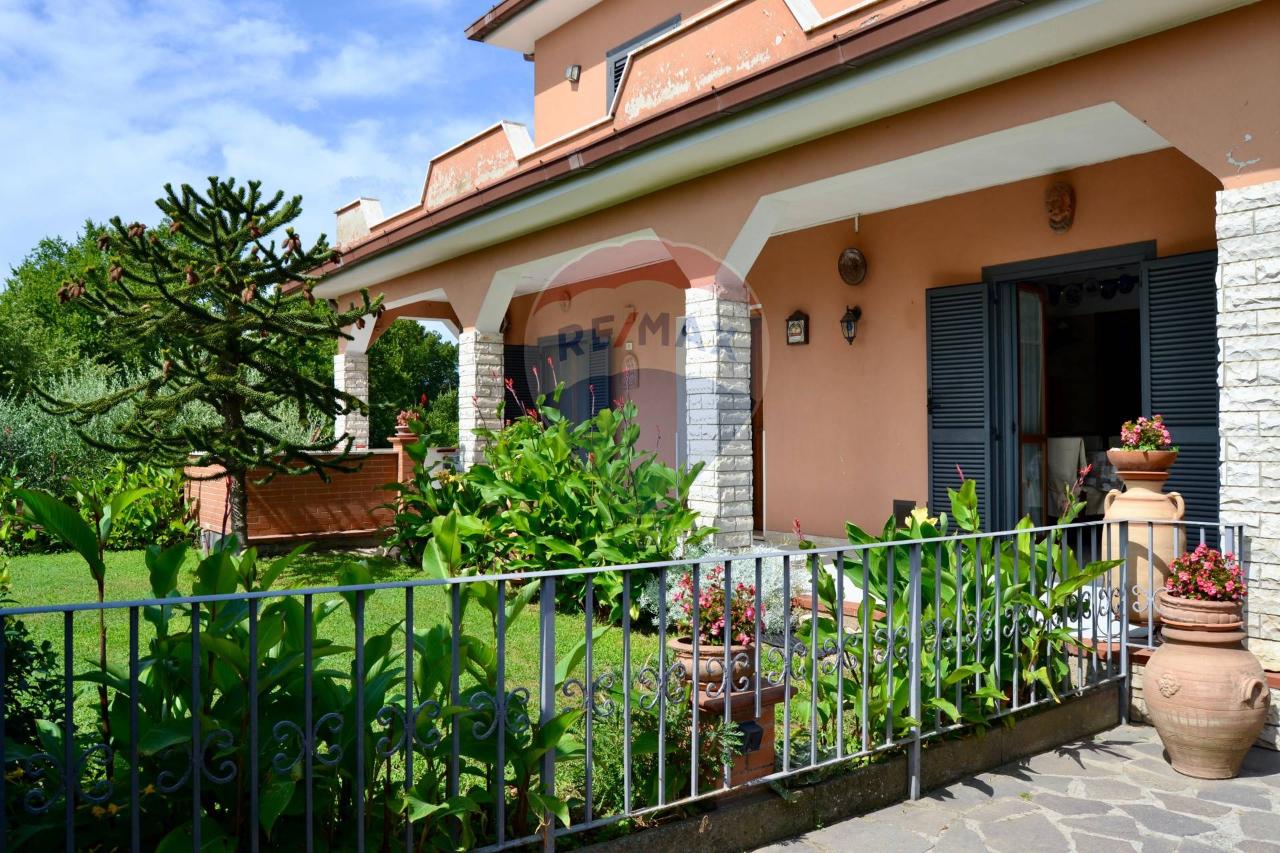 Casa indipendente in vendita a Civita Castellana