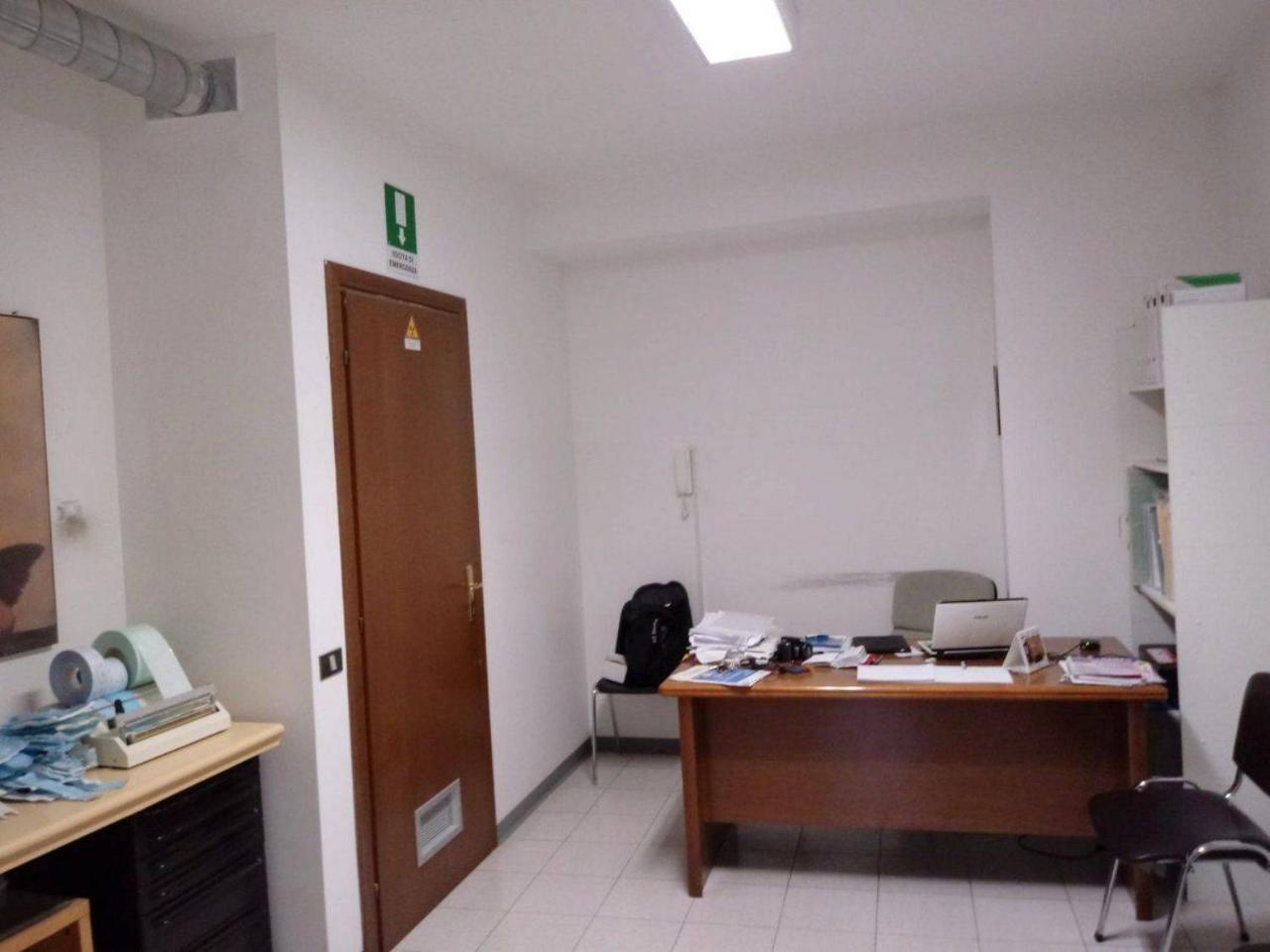 Ufficio condiviso in Vico Bellonzi, Velletri, {3} - Foto 1