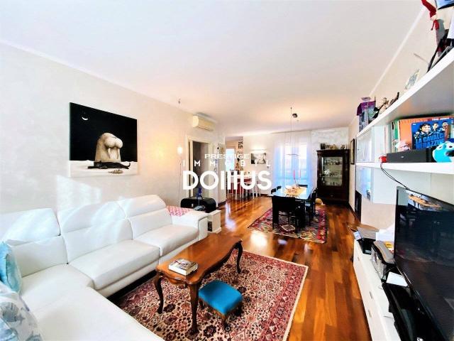 main gallery real estate image