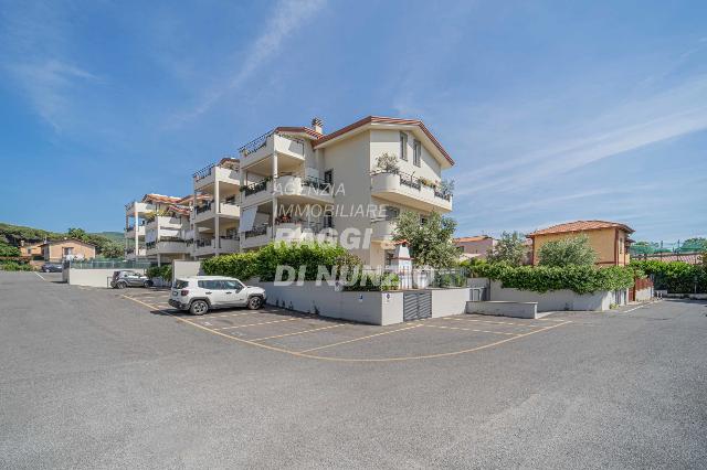 Penthouse in V. Guglielmo Quattrucci 153, Grottaferrata - Photo 1