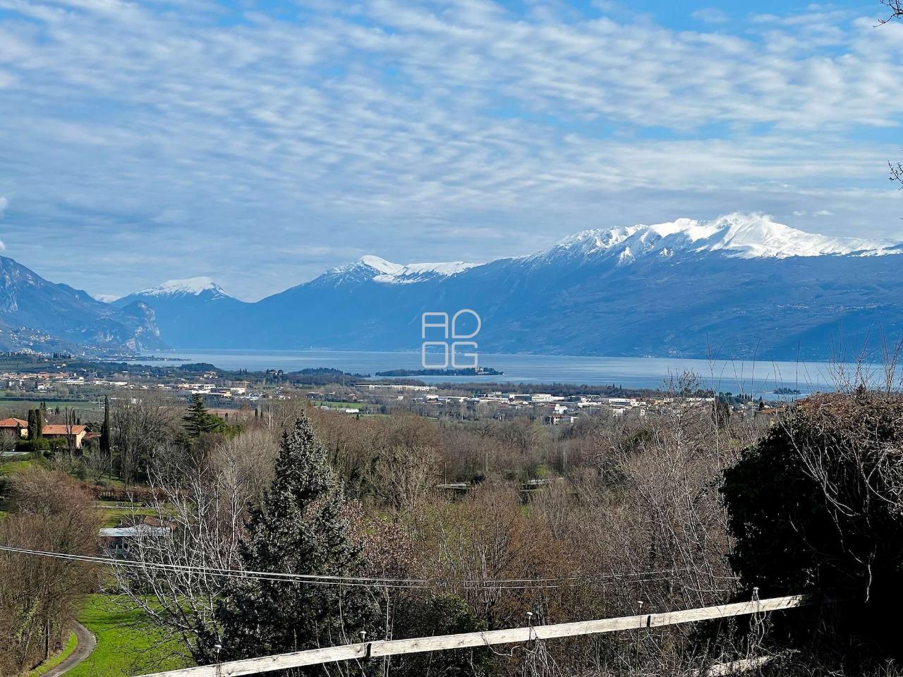 Villa unifamiliare in vendita a Soiano Del Lago