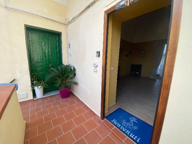 2-room flat in Via Roma 91, Bacoli - Photo 1