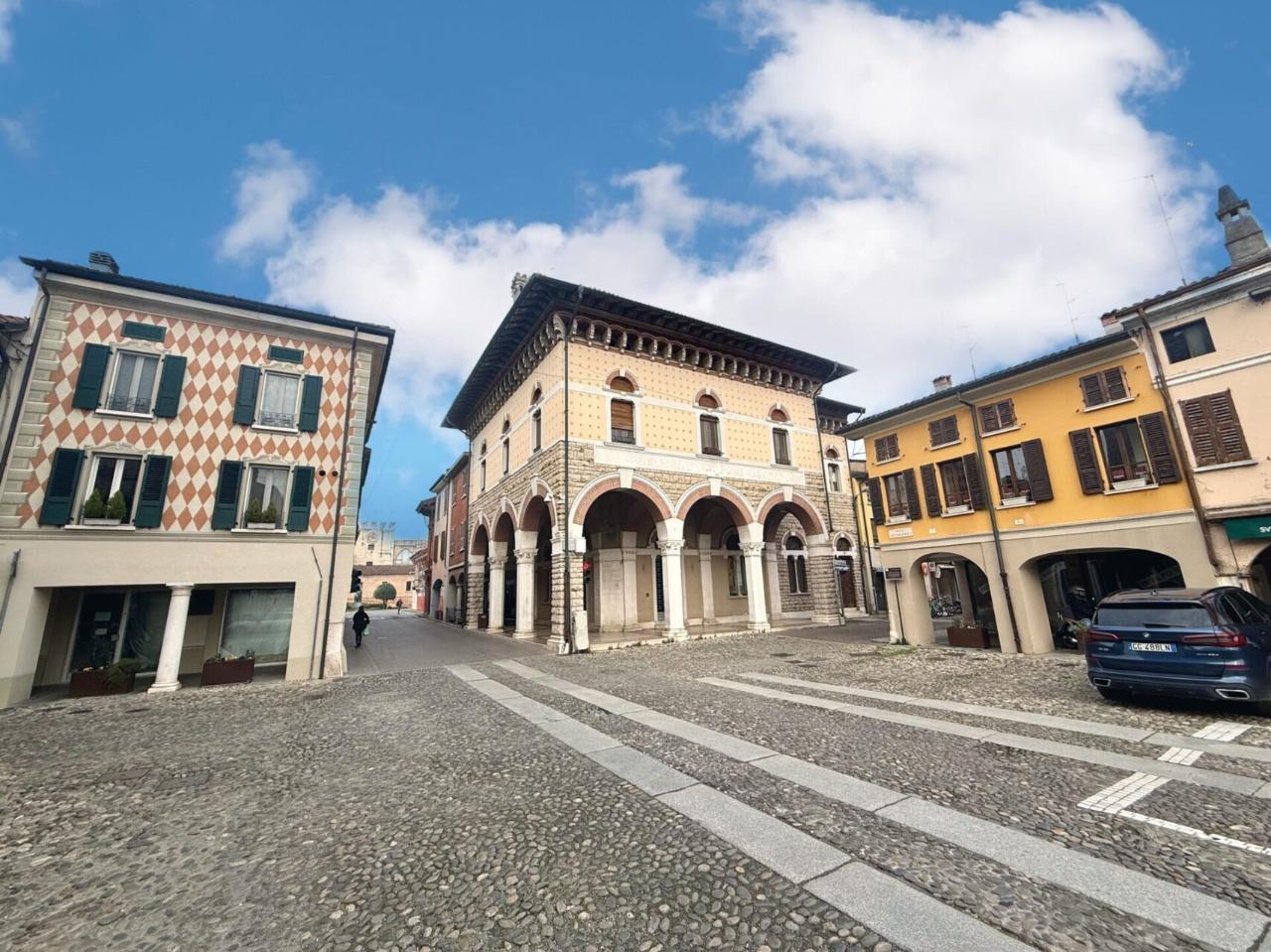 Locale commerciale in , Orzinuovi, {3} - Foto 1