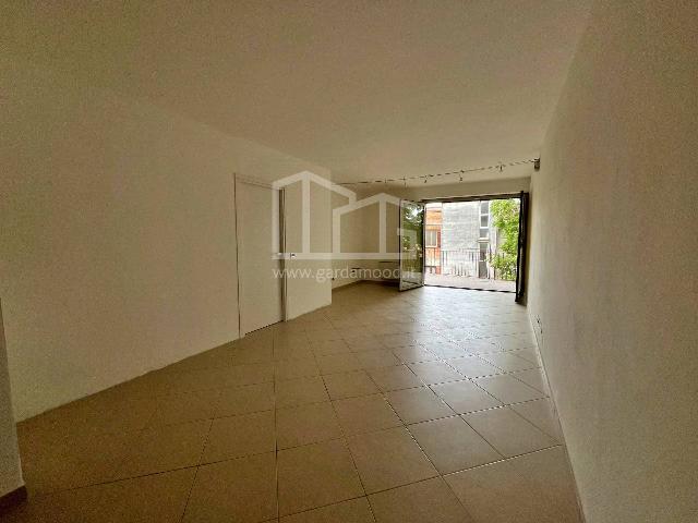 2-room flat in Viale Henry Dunant, Castiglione delle Stiviere - Photo 1