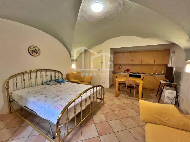 One-room flat in Via Ascoli 37, Castiglione delle Stiviere - Photo 1