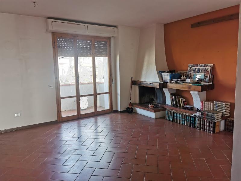 Appartamento in vendita a Scarperia e San Piero