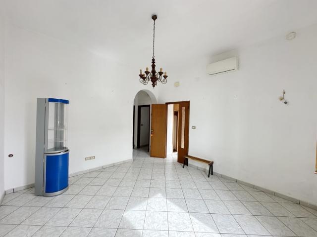 3-room flat in {3}, - Photo 1