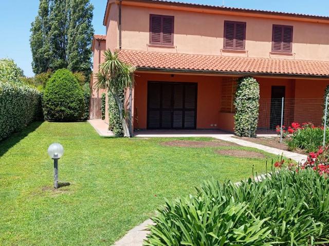 Villa in Località Torre di Maremma, Montalto di Castro - Foto 1