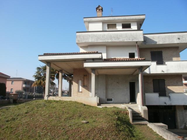 Vierzimmerwohnung in Via ai Campi 22, Cogliate - Foto 1