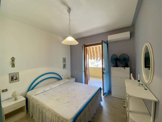 2-room flat in Via Zambelli, Porto Azzurro - Photo 1