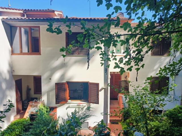 Terraced house, Arezzo - Photo 1