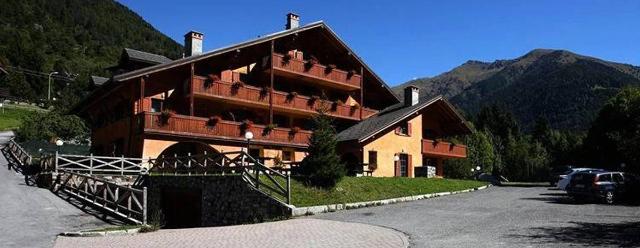 2-room flat in Via Ettore Calvelli, Ponte di Legno - Photo 1