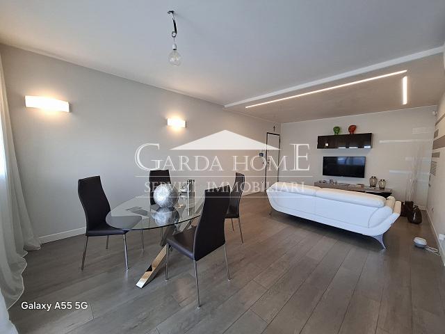 Penthouse in {3}, Viale Marconi - Photo 1