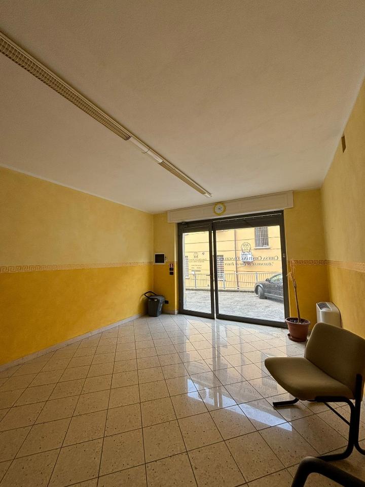 Negozio in , Fornovo Di Taro, {3} - Foto 1