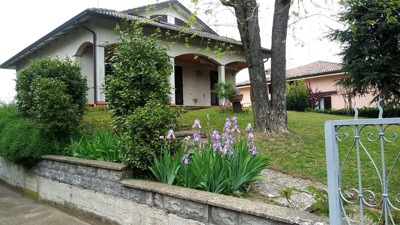 Villa in vendita a Montechiarugolo