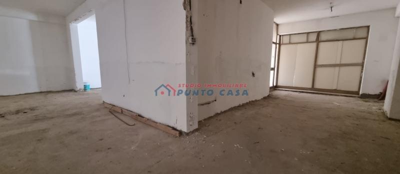 Negozio in Via Vespri, Trapani, {3} - Foto 2