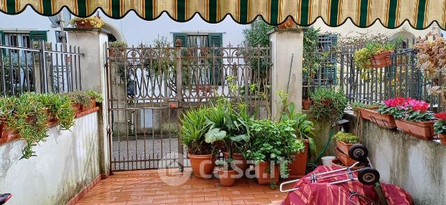 Terraced house in {3}, - Photo 1