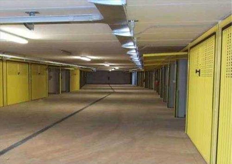 Parcheggio chiuso in , Pietra Ligure, {3} - Foto 2